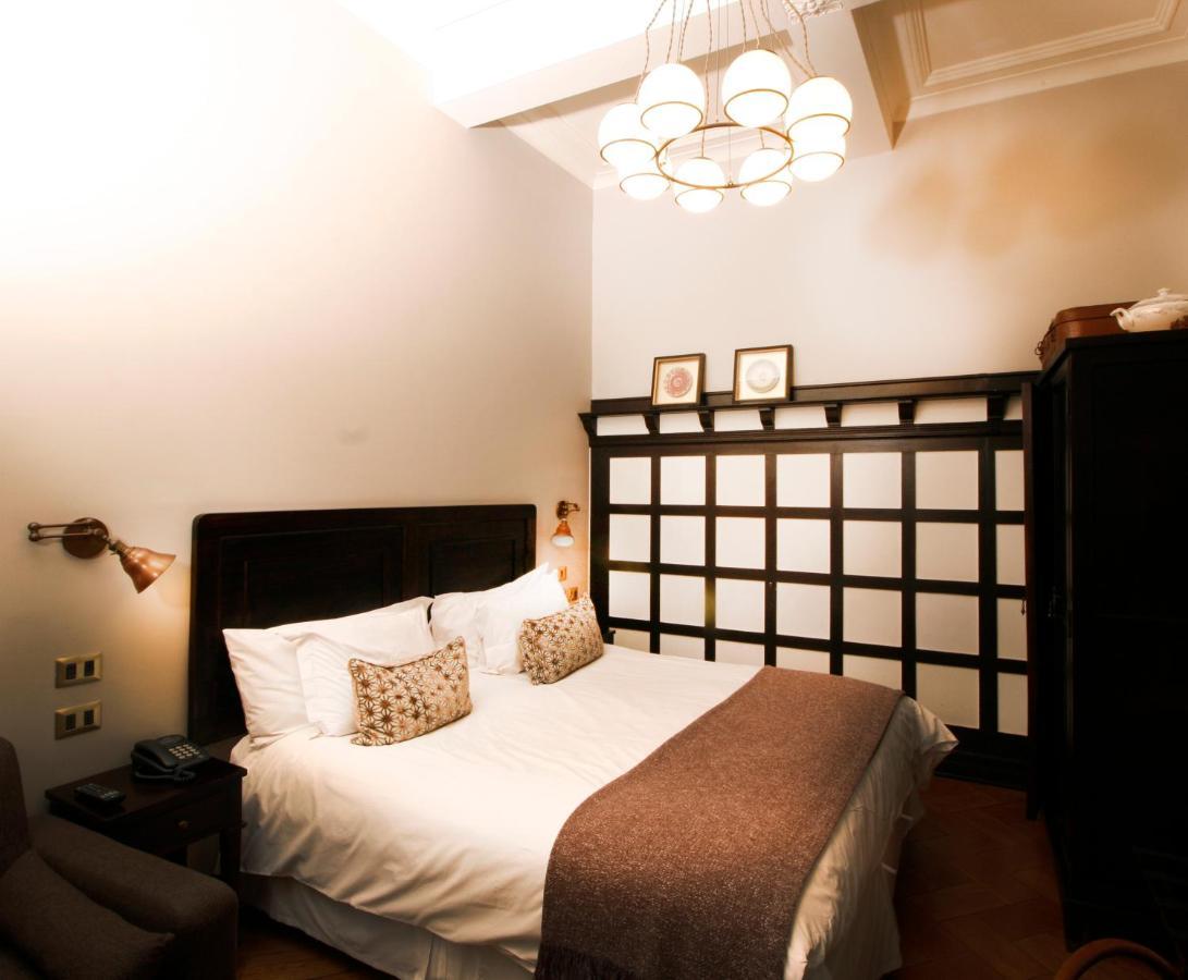 Hotel Boutique Castillo Rojo Santiago du Chili Extérieur photo