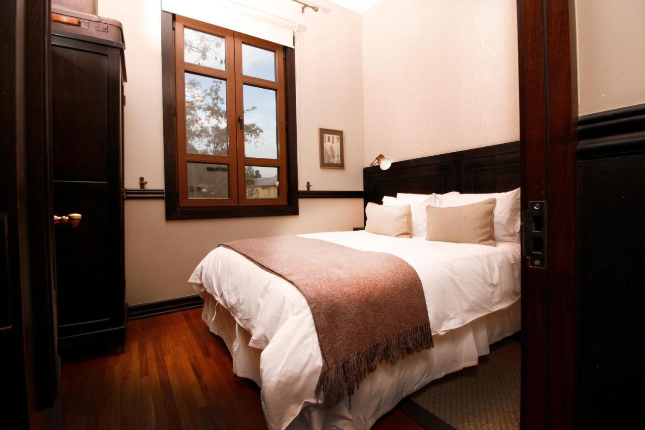 Hotel Boutique Castillo Rojo Santiago du Chili Extérieur photo